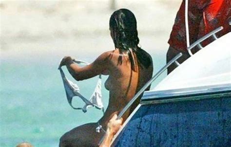 Pippa Middleton Nude Bikini Pics From Caribbean Islands Scandal Planet