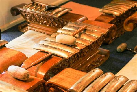 √ Lengkap Alat Musik Tradisional Jawa Timur Beserta Gambar