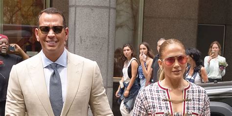 Jlo And Alex Rodriguez Reunite In La As He Doesnt Want To Give Up