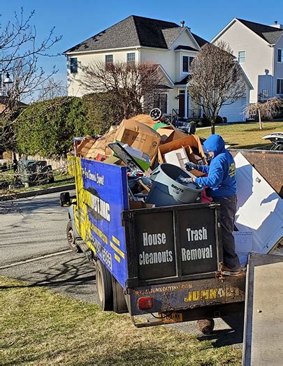 Junk Removal Stamford Ct Book Your Junk Hauling And Save
