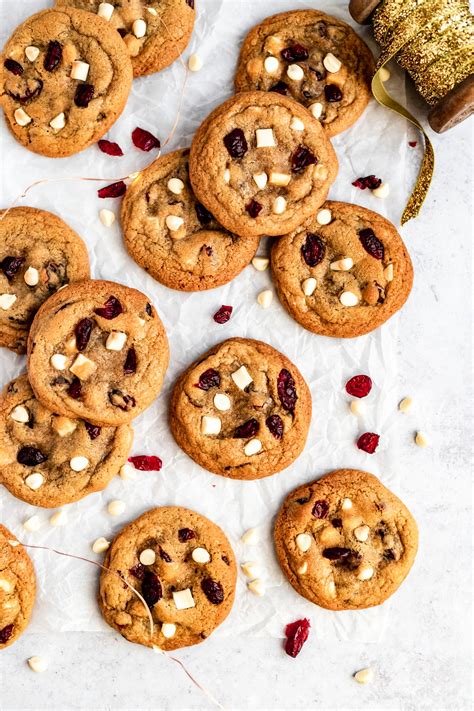 Looking for christmas cookie ideas? Kris Kringle Christmas Cookies - Kim's Cravings