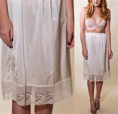 Authentic Vintage S Half Slip Off White Nylon Lace Slip Skirt Women S Size Small