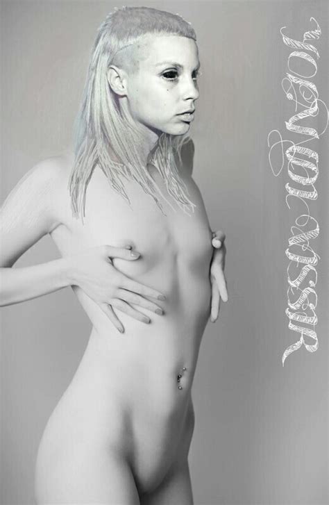Yolandi Visser Fappening Nude And Sexy 20 Photos The