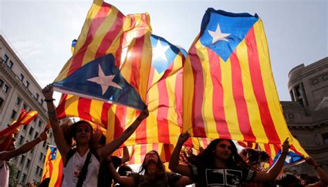 Parlamento Da Catalunha Aprova Resolução Para Independência Embassy
