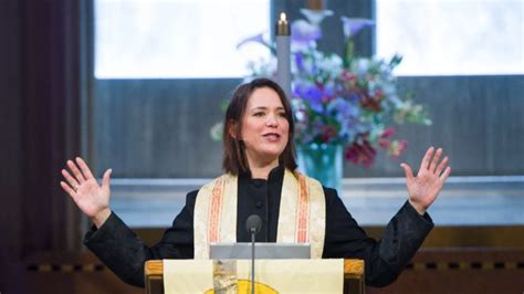amy butler first female pastor of the riverside church to step down
