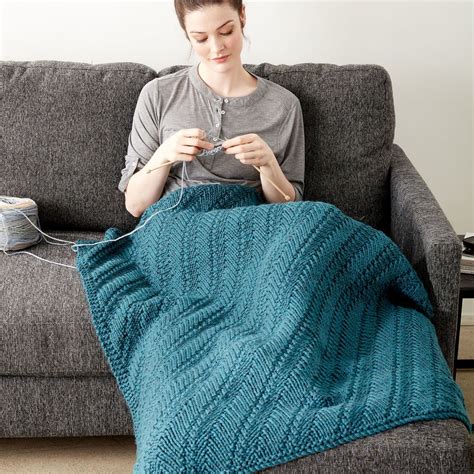 Bernat Reversible Knit Lap Blanket Yarnspirations Lap Blanket Blanket Pattern Knitting