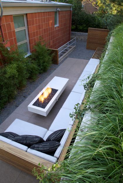 Small Narrow Modern Patio Small Backyard Backyard Design Backyard