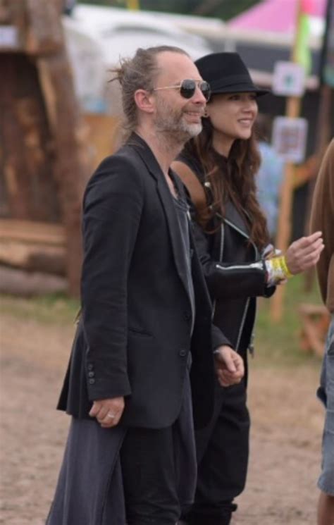 Thom Yorke And His Girlfriend Glastonbury 2017 Radiohead Thom
