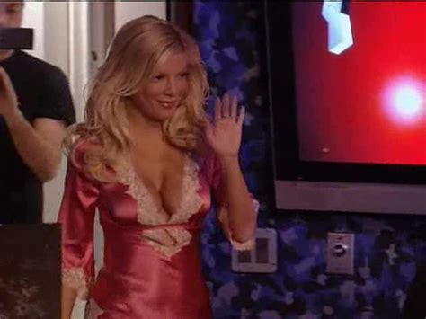 Tori Spelling Nude Pics Page