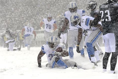 This Is The Most Snow Youll Ever See At An Nfl Game