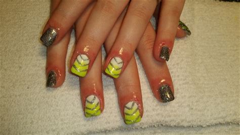 Lime Green Ombre Nail Art Gallery