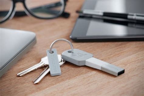 15 Clever And Innovative Keychain Gadgets