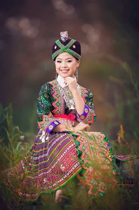 Image By Xiong Vfx Beautiful Hmong Green Outfit Hmong Clothes Traditional Outfits Hmong