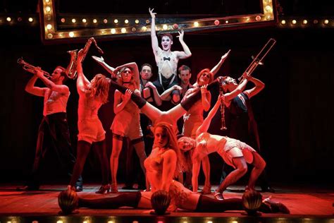 Gritty Updated Cabaret Returns To The Majestic