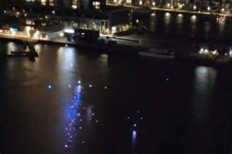 Real Worry After Glitch Sees Hundreds Of Drones Plunge Into Yarra River