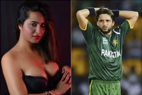 Bigg Boss 11s Arshi Khan Opens Up About Her Infamous Tweet On Shahid