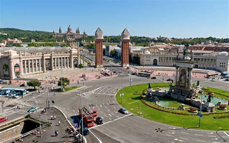 Barcelona, Spain Population (2020) - Population Stat