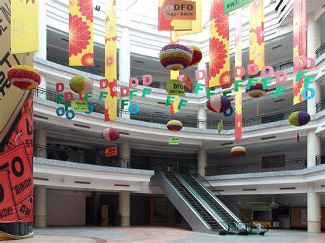 South China Mall The Worlds Second Largest Mall And The Worlds