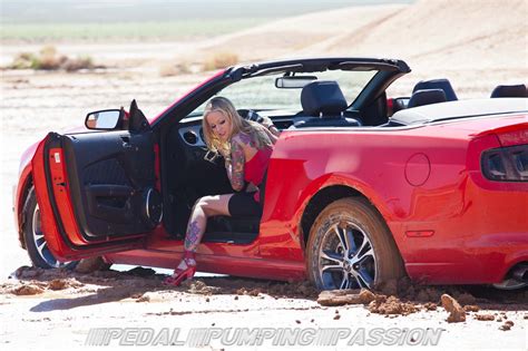 Nude Girl Got Her Car Stuck In The Mud