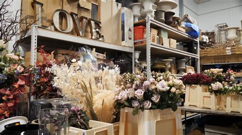 What will weddings look like after covid restrictions are lifted? COVID-19: The wedding industry is in peril. Now ...