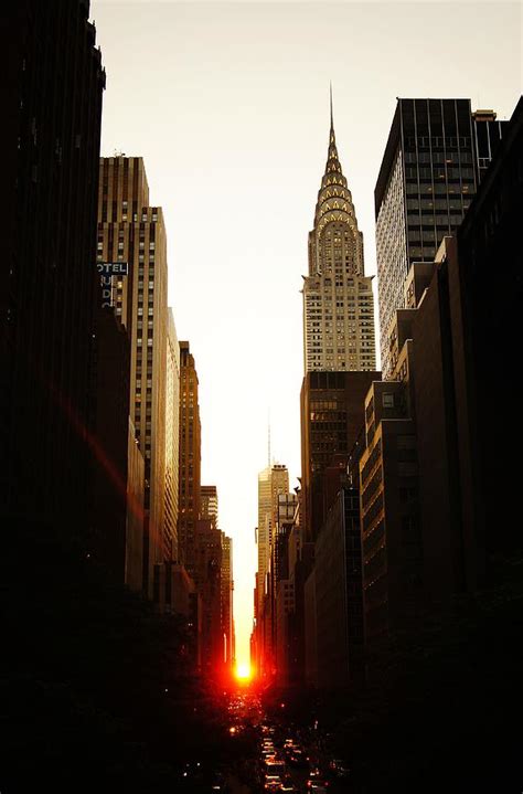 Manhattanhenge Sunset And The Chrysler Building Photograph By Vivienne