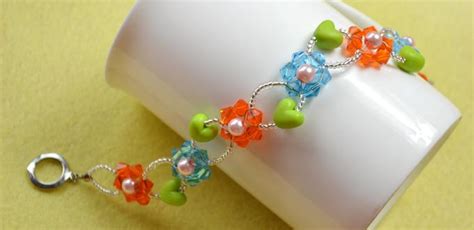 How To Make A Colorful Glass Bead Flower Bracelet At Home For The
