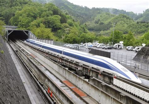 Japan S Maglev Train Sets New World Record With 603 Km H Test Run