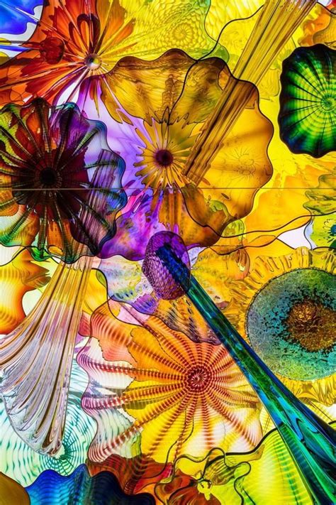 5 Illuminating Facts About Dale Chihuly A Master Of Contemporary Glass Art Chihuly Beautiful