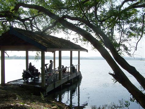 Bahkan, di tahun 1967 bendungan ini pernah jebol hingga menewaskan ratusan orang. Tiket Masuk Waduk Gondang Lamongan - Waduk Gondang Target ...