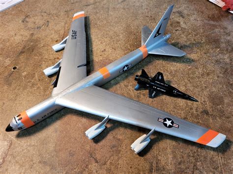 Atlantis B52x15 Combo Almost Finished Modelmakers