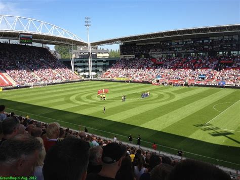 Neem nu contact met ons op! Stadion Nieuw Galgenwaard, FC Utrecht - Feyenoord ...
