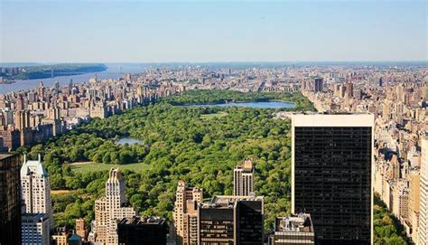 Somit ist nun der perfekte zeitpunkt, um immobilien in new york city zu kaufen. Aktivitäten im Central Park in New York City für den ...