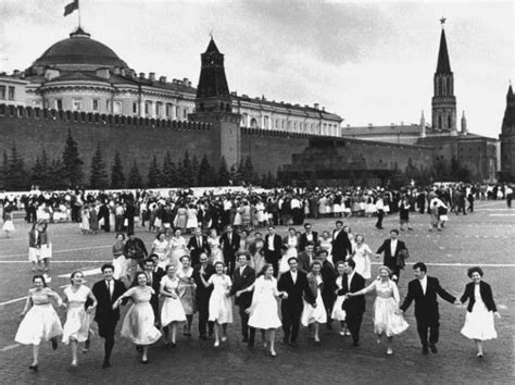 До конца года остаётся 193 дня. Выпускной вечер, Москва, 21 июня 1941 года | История ...