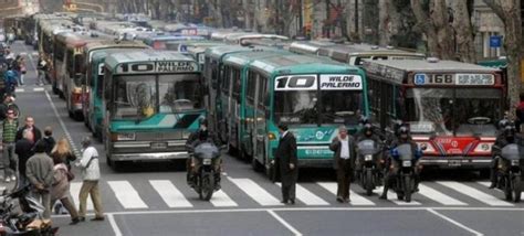 A colectivo is a form of transportation in mexico that is generally geared towards moving the population around mexico's vast labyrinth of roads and highways. Renovarán en cinco años el 92% de los colectivos de Buenos ...