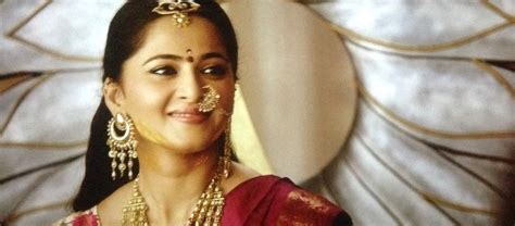 Anushka Shetty Goddess Looks Is Charismatic In Bahubali