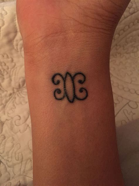Dragons are mythical creatures that have been mentioned in various cultures across the globe throughout centuries. Tribal tattoo Andinkra Symbol for Endurance - Hye Won Hye ...