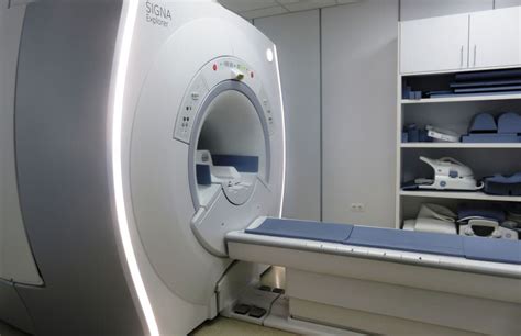 FOTO Aparat RMN nou la Spitalul Județean Sibiu Investigațiile