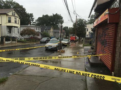 Police: 1 dead, 5 hospitalized following New Haven shooting