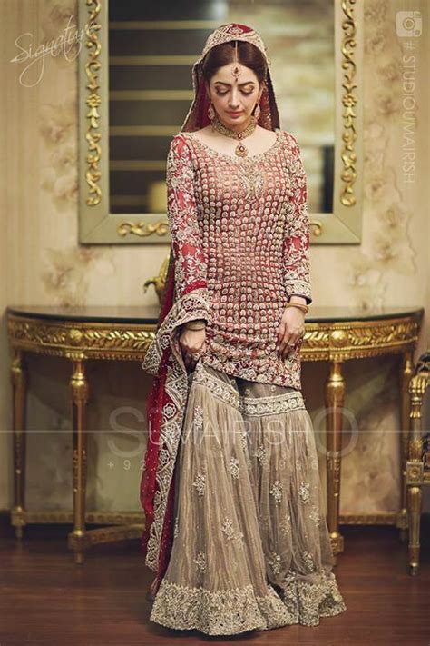 Designer dresses for the walima day visualize your dream for the big day. Traditional Look Pakistani Bridal Gharara Collection ...