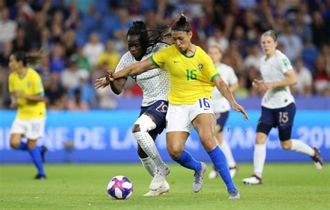 Veja onde assistir o duelo da seleção brasileira feminina! Seleção Feminina enfrentará França, Holanda e Canadá em março