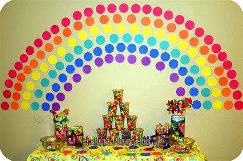 For wonderful and innovative birthday home decorating inspiring ideas. Our Life Unedited: Photo Album: Brynlee's Rainbow Party