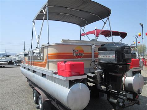 1984 Sun Tracker By Tracker Marine Party Barge For Sale In Lake