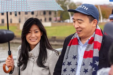 andrew yang wife doctor andrew yang s wife reveals she was sexually assaulted by her doctor