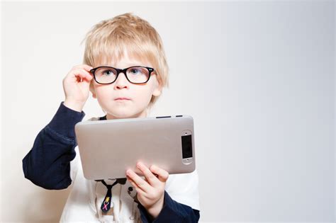 How Screen Time Affects Your Childs Eyesight Silk Vision
