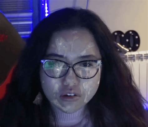 Kiaraakitty Cum Pilation Part 1 U Glassesandcoom