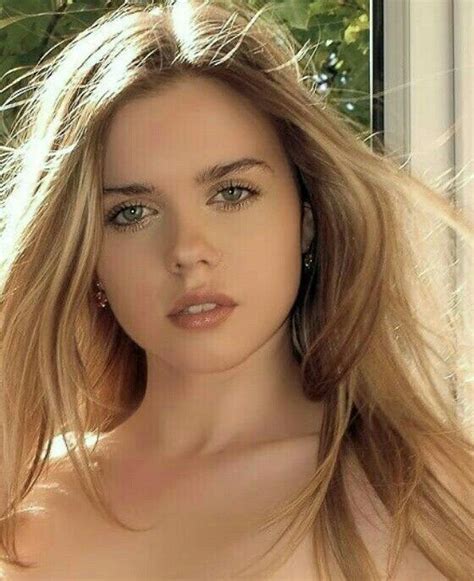 Hermosa mujer divina Most Beautiful Faces Beautiful Eyes Gorgeous Girls Beauté Blonde Blonde