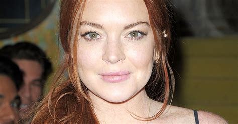 Lindsay Lohan Racially Profiled For Wearing A Headscarf