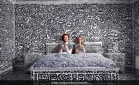 Uk Artist Covers His Entire House With Doodles Internet Calls It An