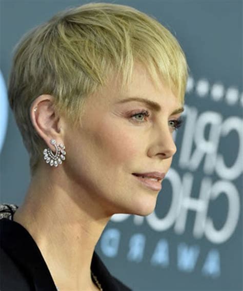 Short Haircuts For Women Over 65 In 2020 2021 Page 5 Of 5