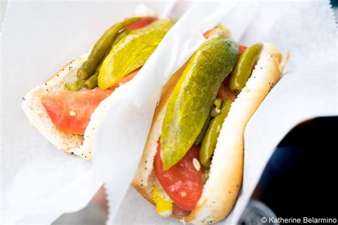 5 Iconic Chicago Foods You Must Try Travel Websites
